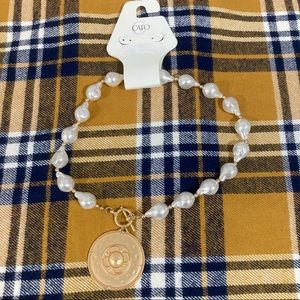 Cato faux pearl and pale copper-toned necklace